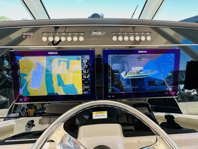 Slide: The Image of Boston Whaler 360 Outrage 2023 - 52