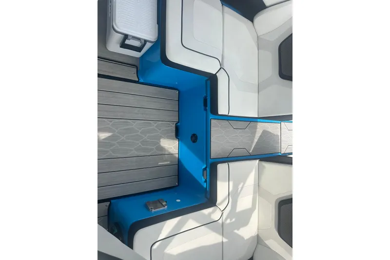 Slide: The Image of 2023 Yamaha Boats 222XD interior with sleek seating and modern design. - 21