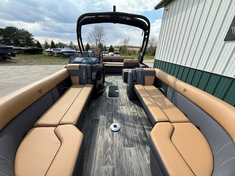 Slide: The Image of Interior of Viaggio Lago Z 24 S boat, 2026 model. - 12