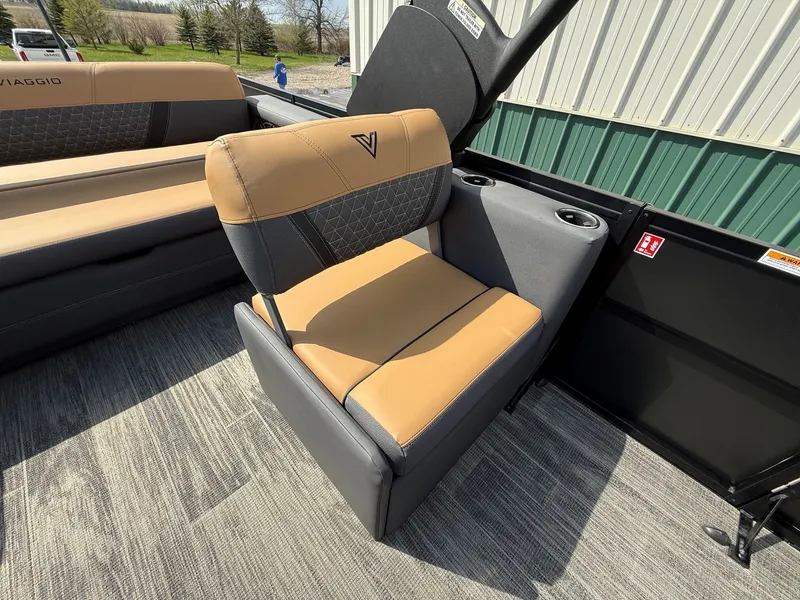 Slide: The Image of Viaggio Lago Z 24 S 2026 boat seat with cushioned design. - 22