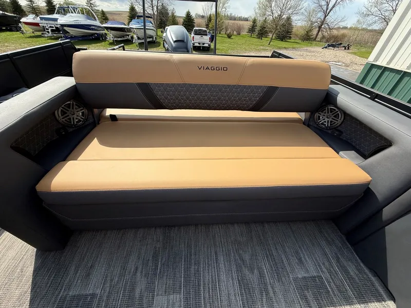 Slide: The Image of Viaggio Lago Z 24 S 2026 boat seat with speakers. - 24