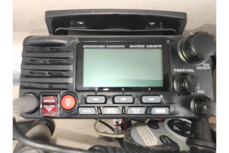 Slide: The Image of Standard Horizon Matrix AIS/GPS radio on 2003 Tiara Yachts 3100 Open LE. - 25