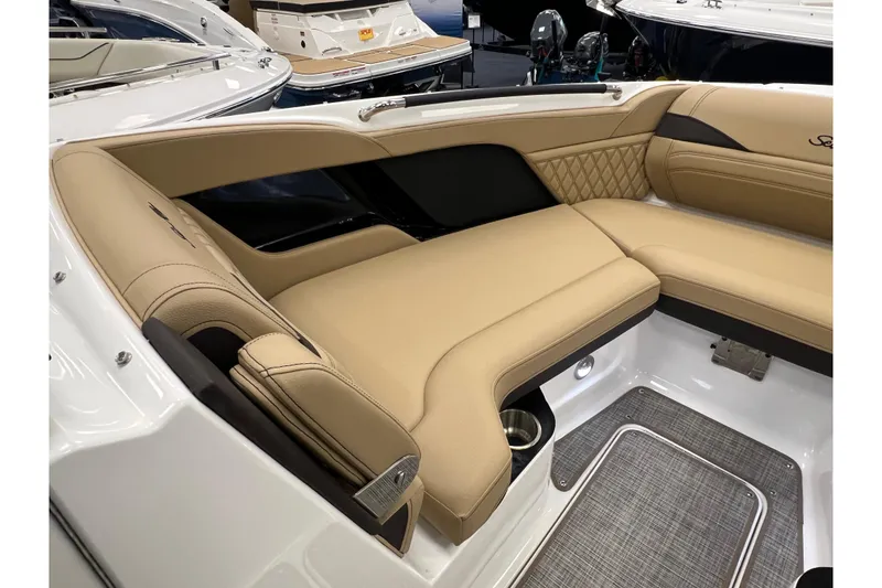Slide: The Image of Luxurious interior of the 2025 Sea Ray SLX 260 boat. - 16