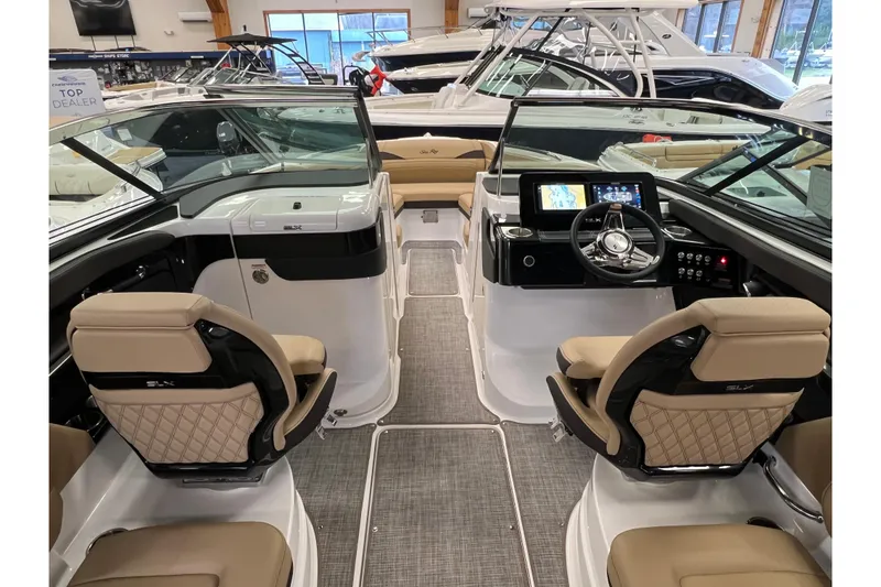 Slide: The Image of Interior of 2025 Sea Ray SLX 260 yacht. - 8