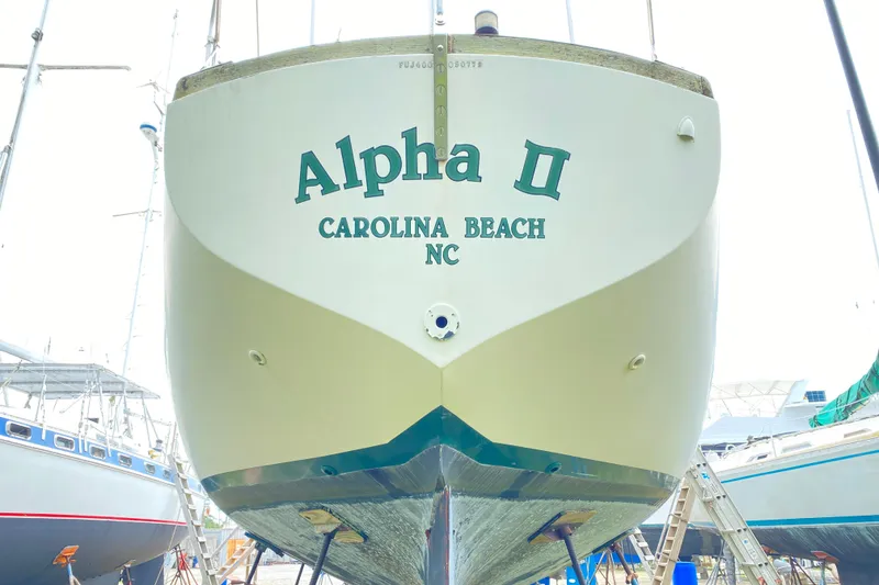 Slide: The Image of Sailboat "Alpha II" from Carolina Beach, NC, Fuji 40 model, 1979. - 18
