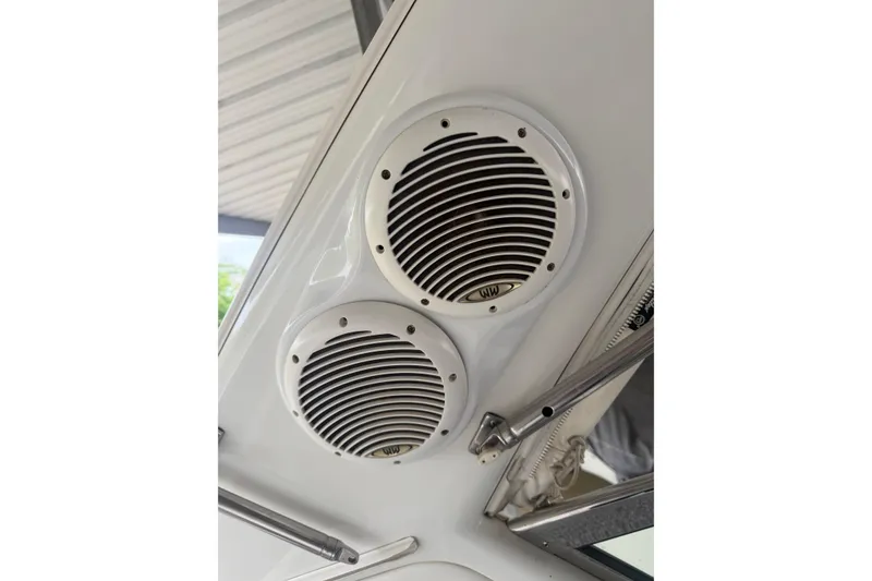 Slide: The Image of Speakers on a 2005 Formula 330 Sun Sport boat, mounted on the interior ceiling. - 12