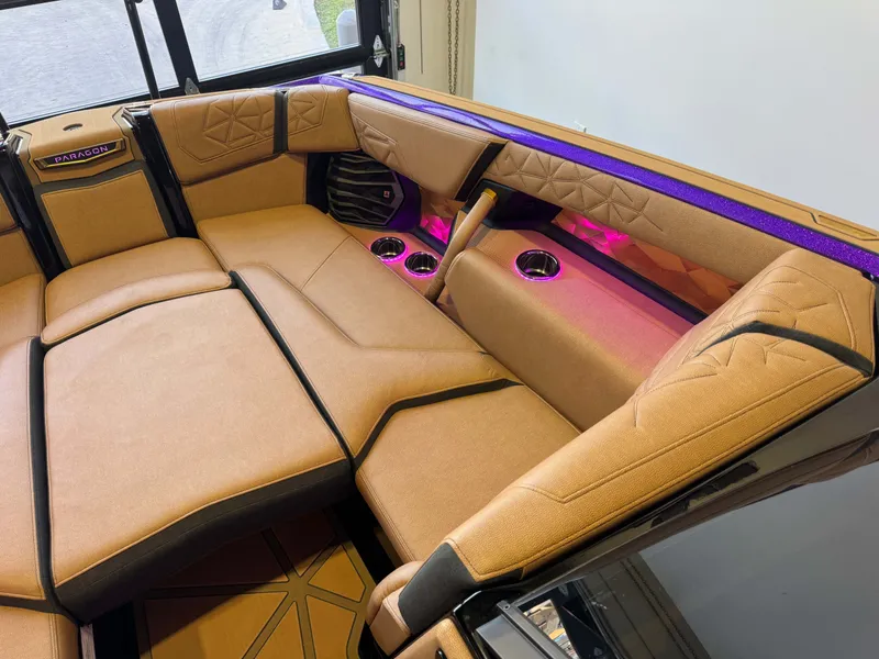Slide: The Image of Luxurious interior of the 2025 Nautique Super Air G25 Paragon. - 20