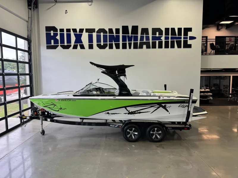 The Image of 2014 Tigé Z1 boat displayed at Buxton Marine. - 1