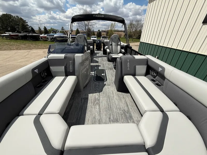 Slide: The Image of Viaggio Lago X-U 22 pontoon boat, luxurious seating, modern design, year 2026. - 7
