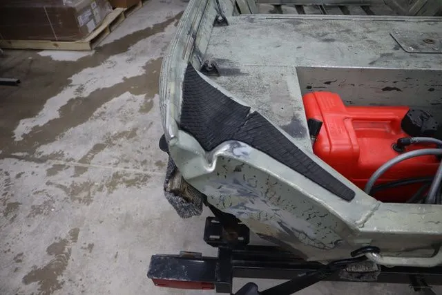 Slide: The Image of War Eagle 542FLD Sportsman 2001 - 5