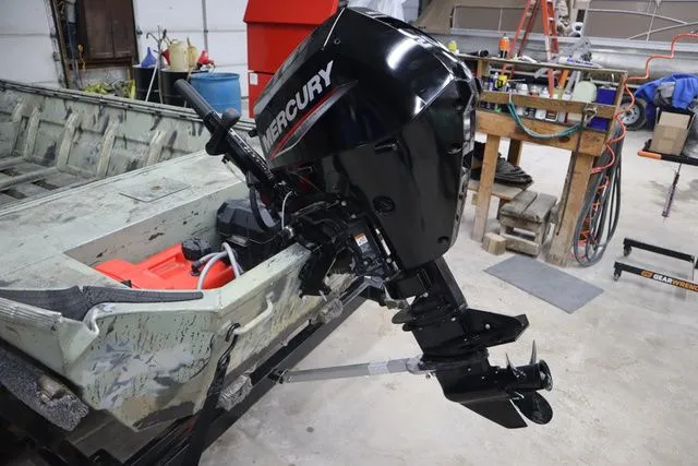 Slide: The Image of War Eagle 542FLD Sportsman 2001 - 6