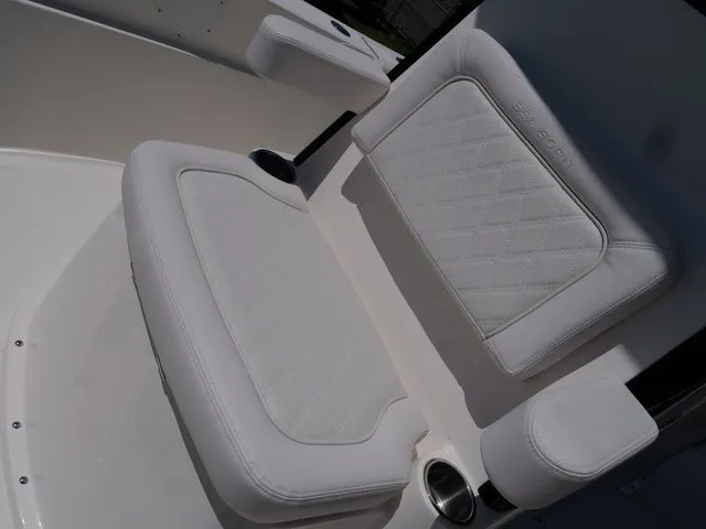 Slide: The Image of Sea Born LX24 Center Console 2026 - 66