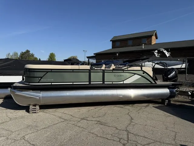 The Image of Sweetwater 2286 SB Tri 2026 - 1