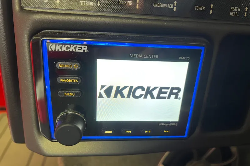 Slide: The Image of Kicker media center KMC20 in 2016 Axis T22 boat dashboard. - 34
