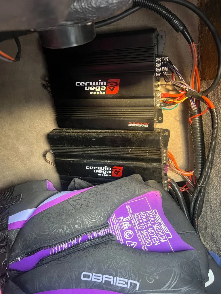 Slide: The Image of Cerwin Vega amplifiers in 1997 Malibu Sunsetter LX boat. - 14