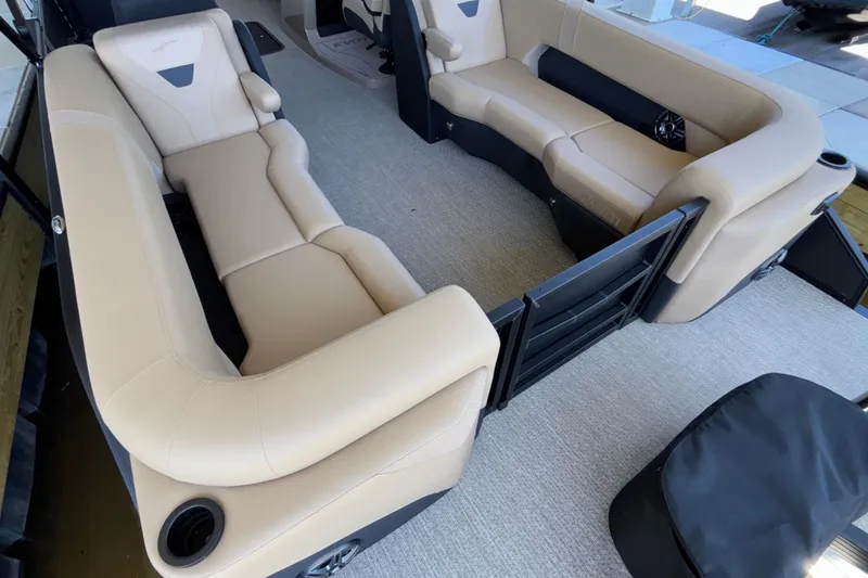 Slide: The Image of Luxurious seating in the 2026 Evotti 525QL boat, featuring beige upholstery and modern design. - 30