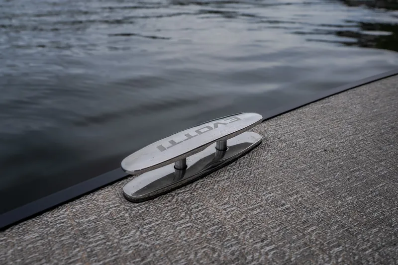 Slide: The Image of Boat cleat on Evotti 525QL, 2026 model, by the water's edge. - 53