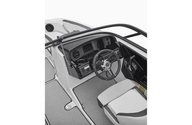 Slide: The Image of Interior view of 2022 Yamaha AR195 boat cockpit. - 5