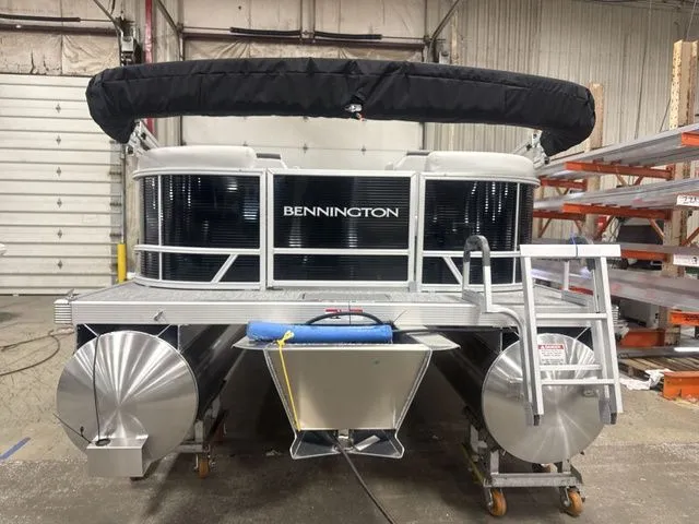 Slide: The Image of 2026 Bennington pontoon boat in warehouse, model 20 S STERN RADIUS. - 5