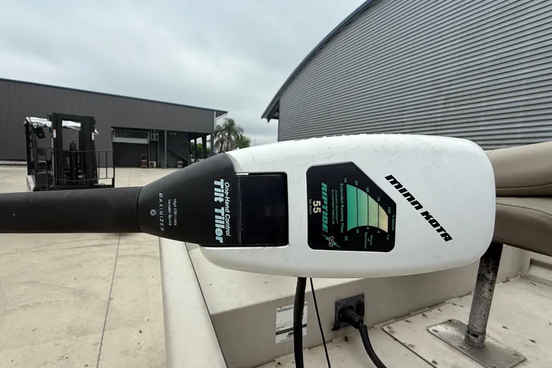 Slide: The Image of Minn Kota trolling motor on 2008 SeaArk 1652 MV boat, outdoor setting. - 8