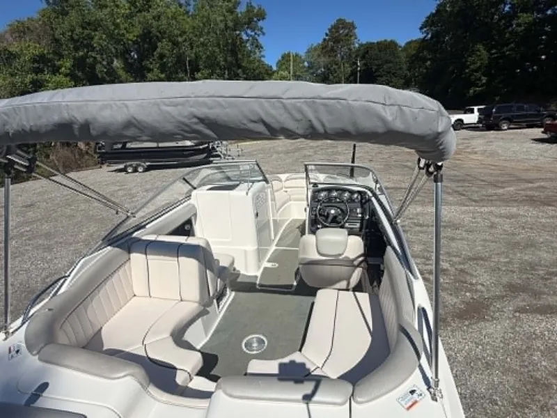 Slide: The Image of 2009 Yamaha SX 230 High Output boat with Bimini top. - 34