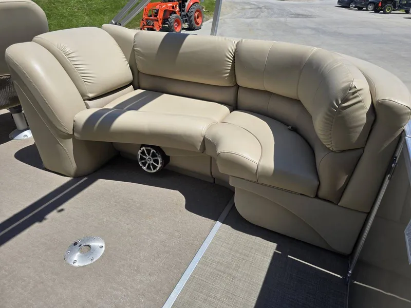 Slide: The Image of Beige leather seating on 2015 Sylvan Mirage 8522 pontoon boat. - 22