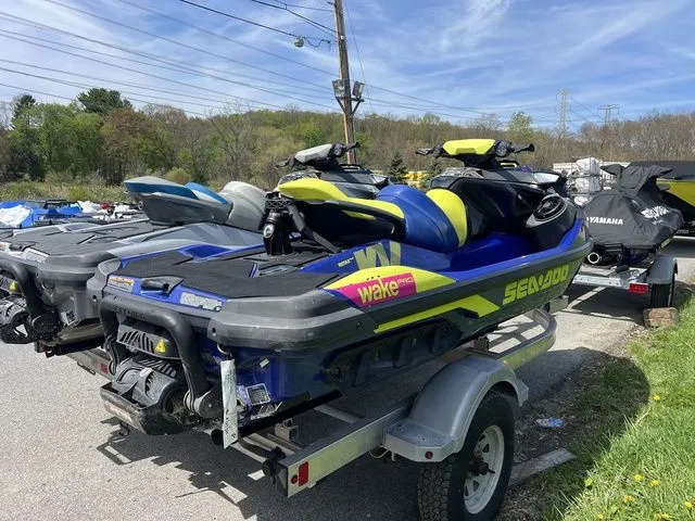 The Image of Sea-Doo Wake Pro 230 IBR & Sound System 2020 - 1