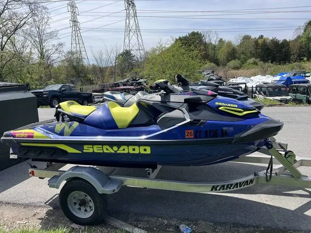 Slide: The Image of Sea-Doo Wake Pro 230 IBR & Sound System 2020 - 3