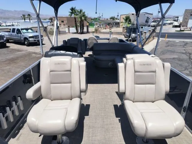Slide: The Image of Ranger Reata 220F Pontoon 2017 - 18