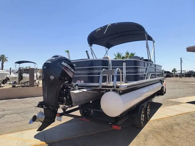 Slide: The Image of Ranger Reata 220F Pontoon 2017 - 3