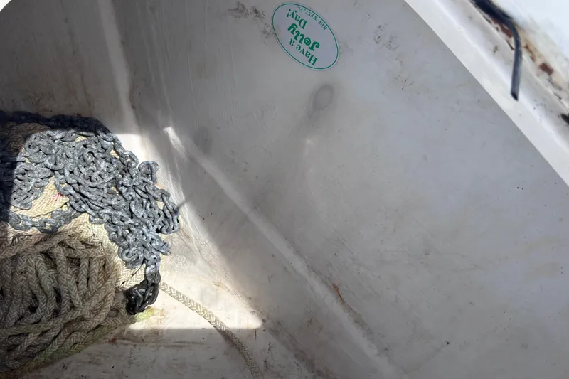 Slide: The Image of Rope and chain in a Tiara Yachts 3500 Open, 2001 model, storage compartment. - 40