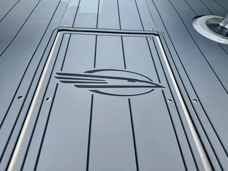 Slide: The Image of Chaparral 30 Surf 2021 boat deck with logo detail. - 25