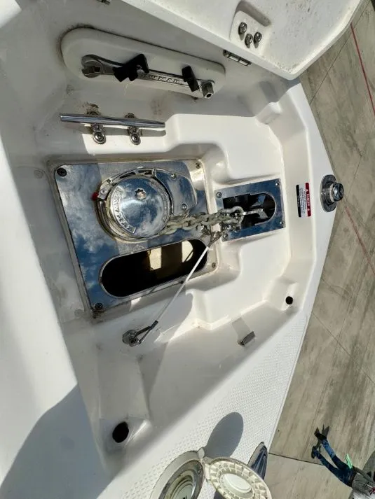 Slide: The Image of Chaparral 30 Surf 2021 anchor windlass and deck details. - 37