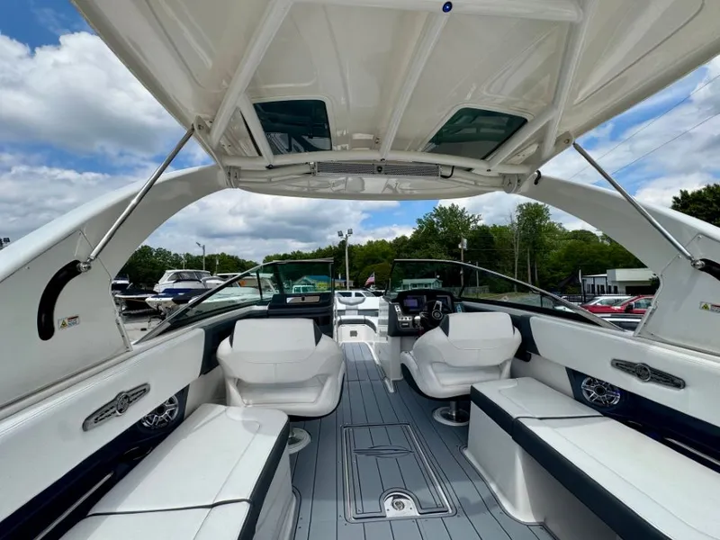 Slide: The Image of Interior view of 2021 Chaparral 30 Surf boat. - 39