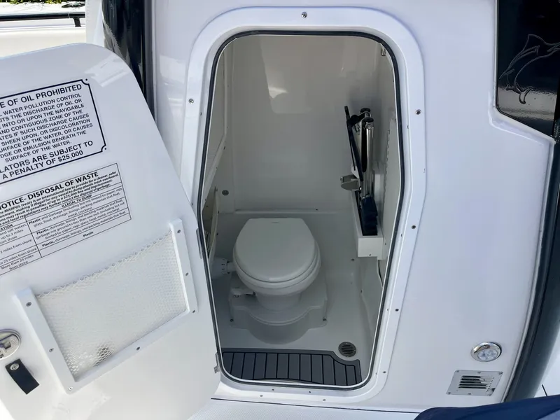 Slide: The Image of Sea Hunt Gamefish 27 Coffin Box 2026 - 18