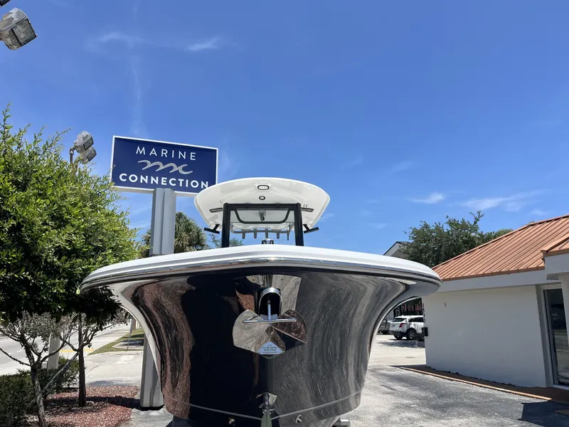 Slide: The Image of Sea Hunt Gamefish 27 Coffin Box 2026 - 3