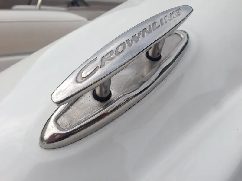 Slide: The Image of Close-up of a 2016 Crownline 285 SS boat detail. - 46