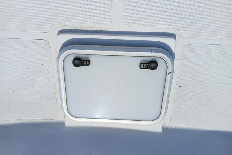 Slide: The Image of Opening hatch over main cabin - 15