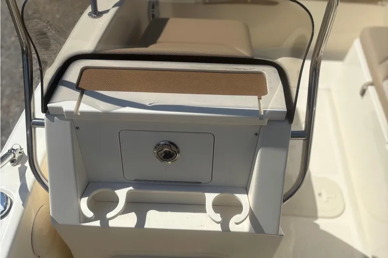 Slide: The Image of Interior view of 2025 Scout 175 Sport Dorado with helm console. - 9