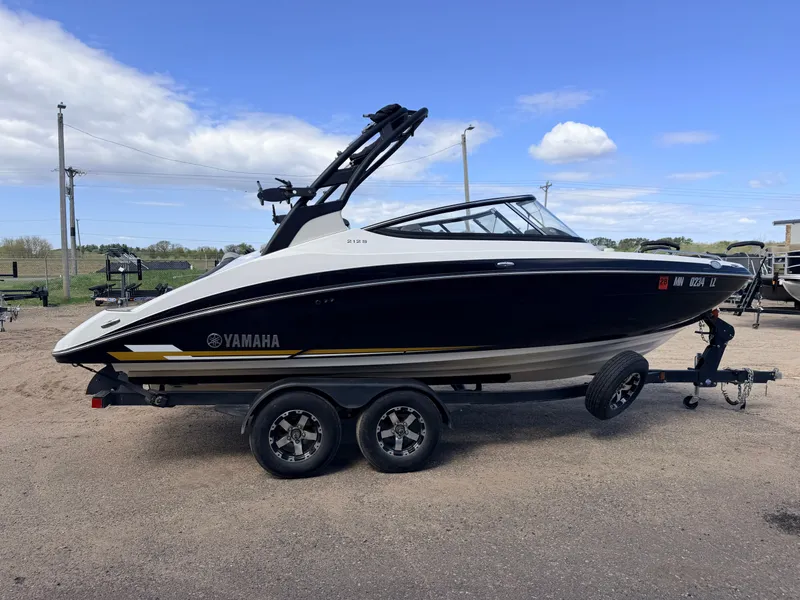 Slide: The Image of 2020 Yamaha 212S Jet Boat with 320HP on trailer. - 21