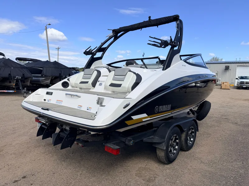 Slide: The Image of Yamaha 212S Jet Boat Twin High Output 320HP -$39,995 2020 - 53