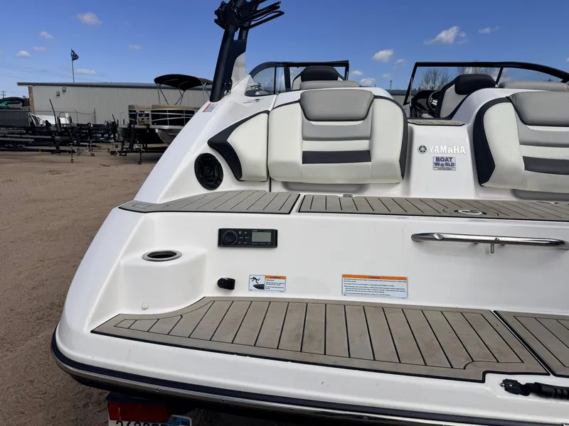 Slide: The Image of Yamaha 212S Jet Boat Twin High Output 320HP -$39,995 2020 - 54
