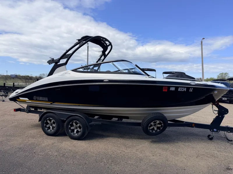 Slide: The Image of Yamaha 212S Jet Boat Twin High Output 320HP -$39,995 2020 - 67
