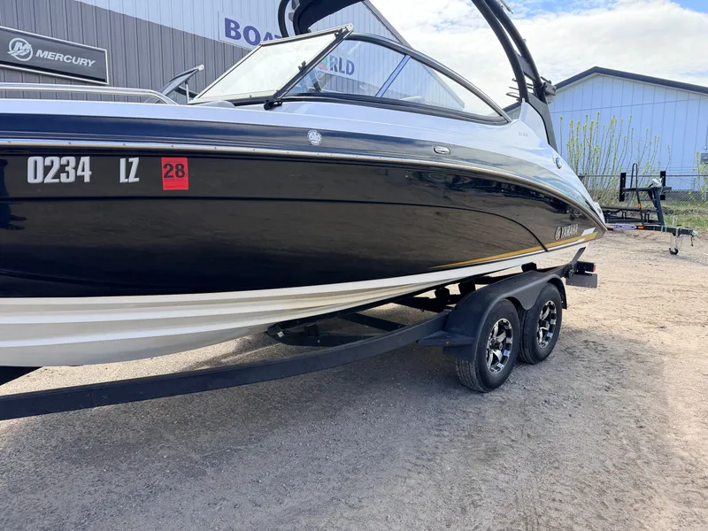 Slide: The Image of Yamaha 212S Jet Boat Twin High Output 320HP -$39,995 2020 - 74