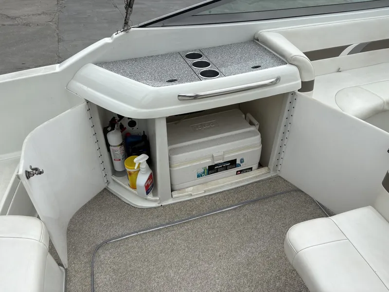 Slide: The Image of Interior of 2004 Formula 280 Bow Rider with storage and cooler. - 18