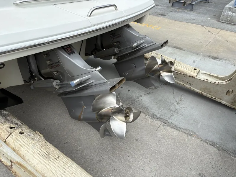 Slide: The Image of Dual propellers of a 2004 Formula 280 Bow Rider boat. - 4