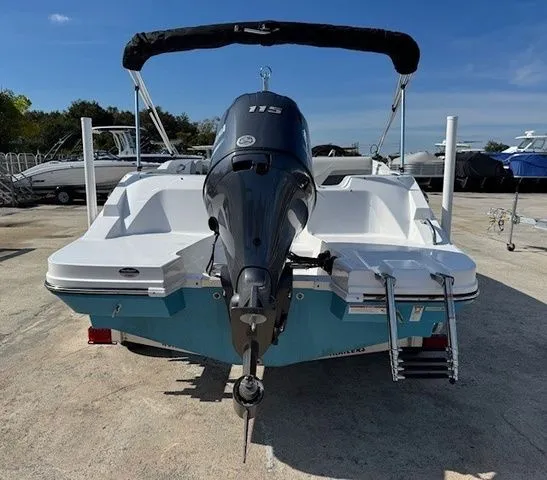 Slide: The Image of 2026 Hurricane SunDeck Sport 185 OB with outboard motor. - 45