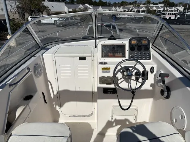 Slide: The Image of Sea Hunt 215 Victory 2004 - 7
