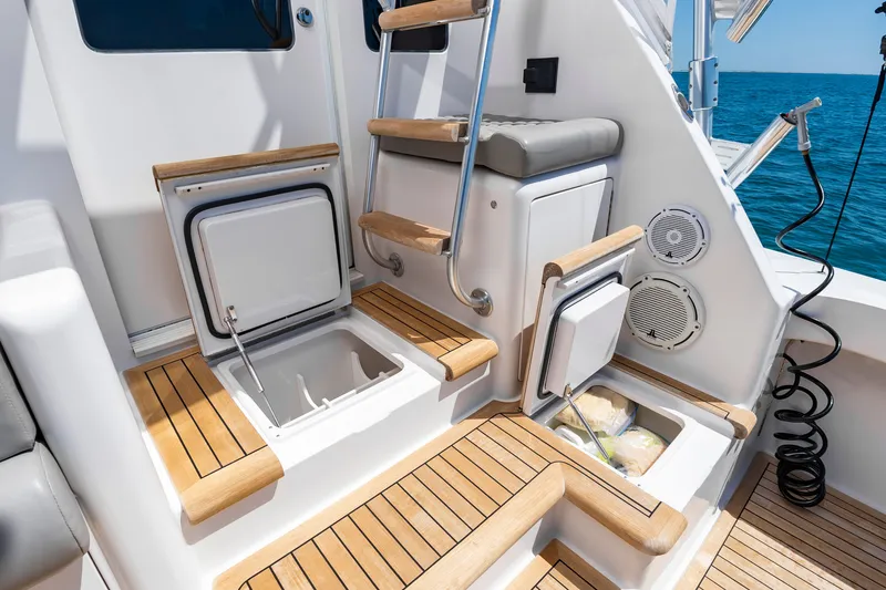 Slide: The Image of Viking Convertible 2006 - 17
