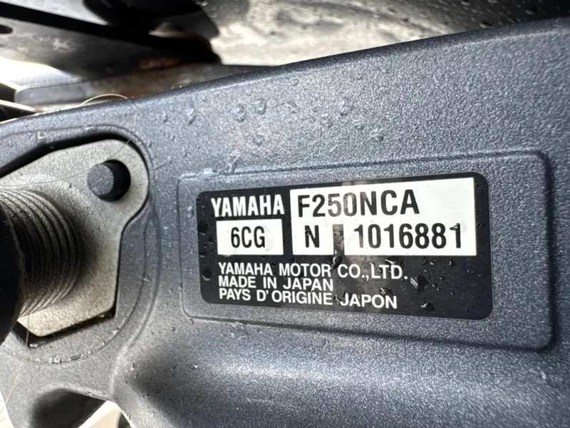 Slide: The Image of Yamaha F250NCA engine plate on 2021 Regal 29 OBX. - 27
